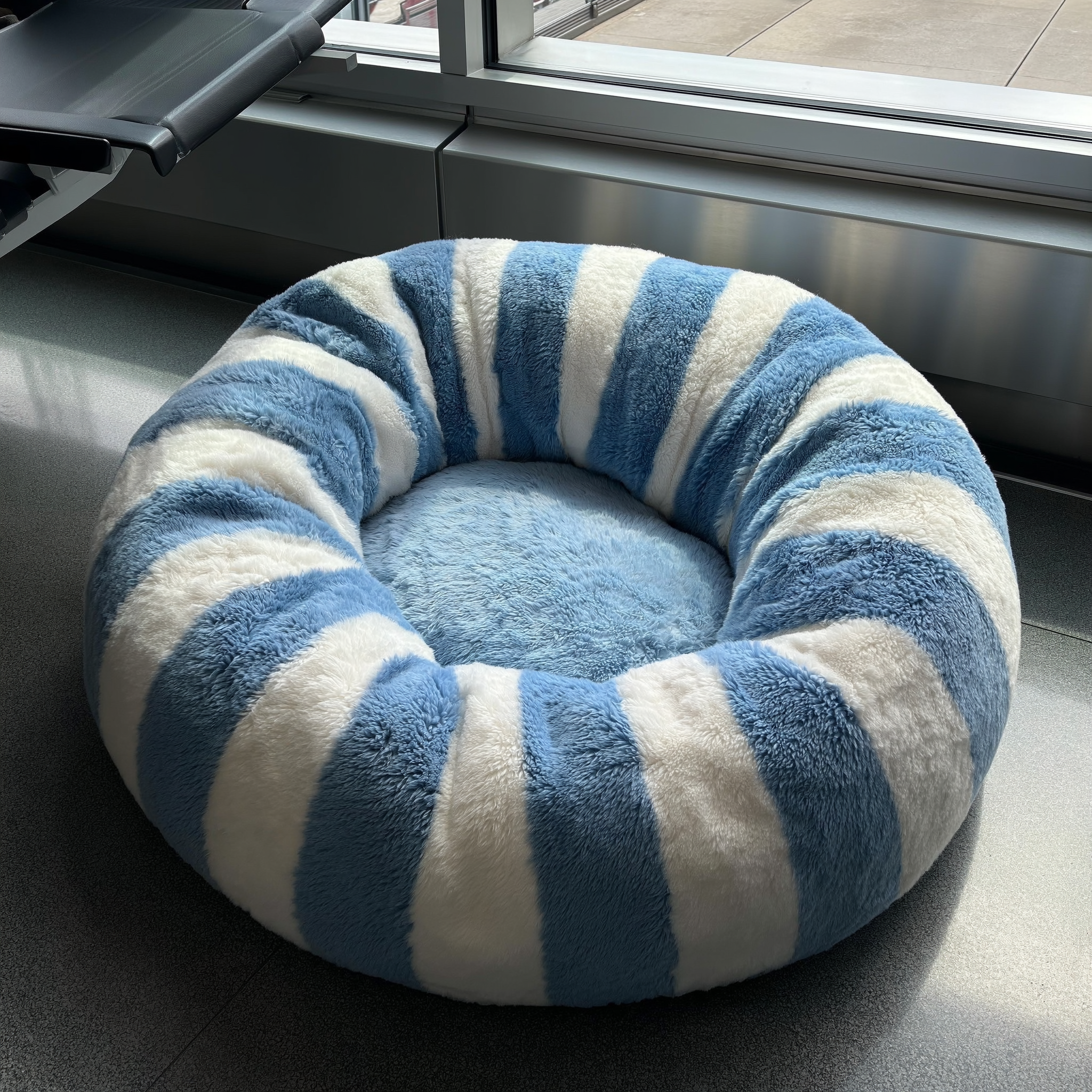 Vastora Anxiety Calming Plush Pet Bed